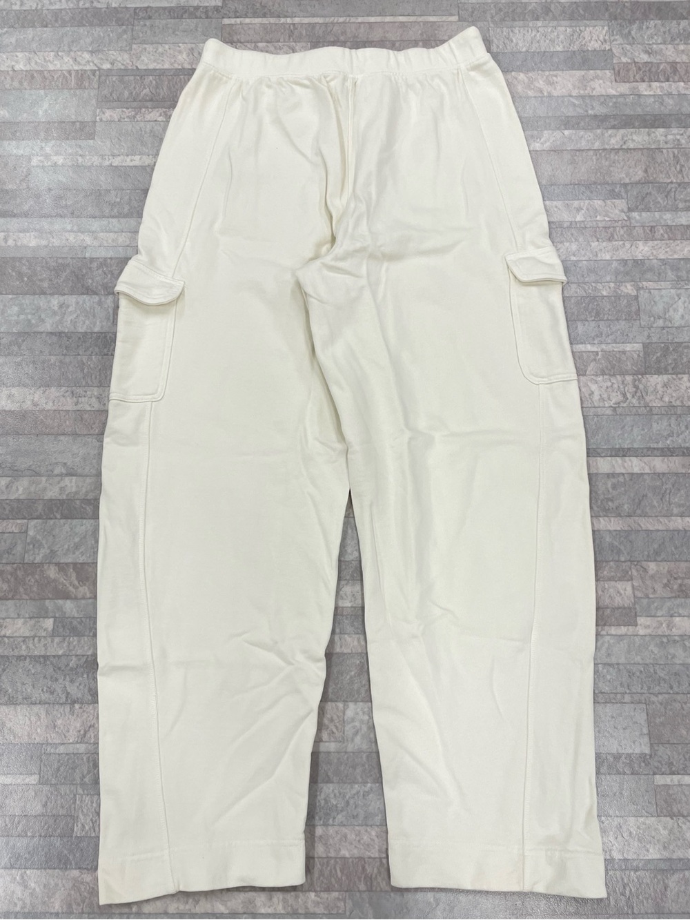 Anthropologie Daily Practice Cargo Sweatpants - Picture 3 of 3